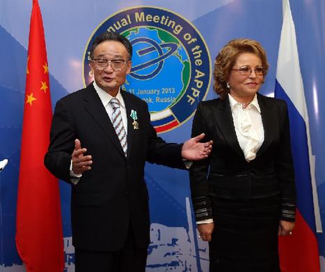 RUSSIA-VLADIVOSTOK-WU BANGGUO-ORDER OF FRIENDSHIP