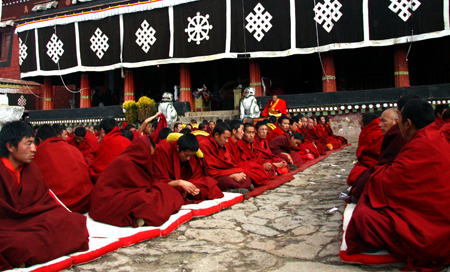 With his New Year message on Wednesday, the Dalai Lama once again proved his hostility toward his fellow Tibetans and his motherland. 